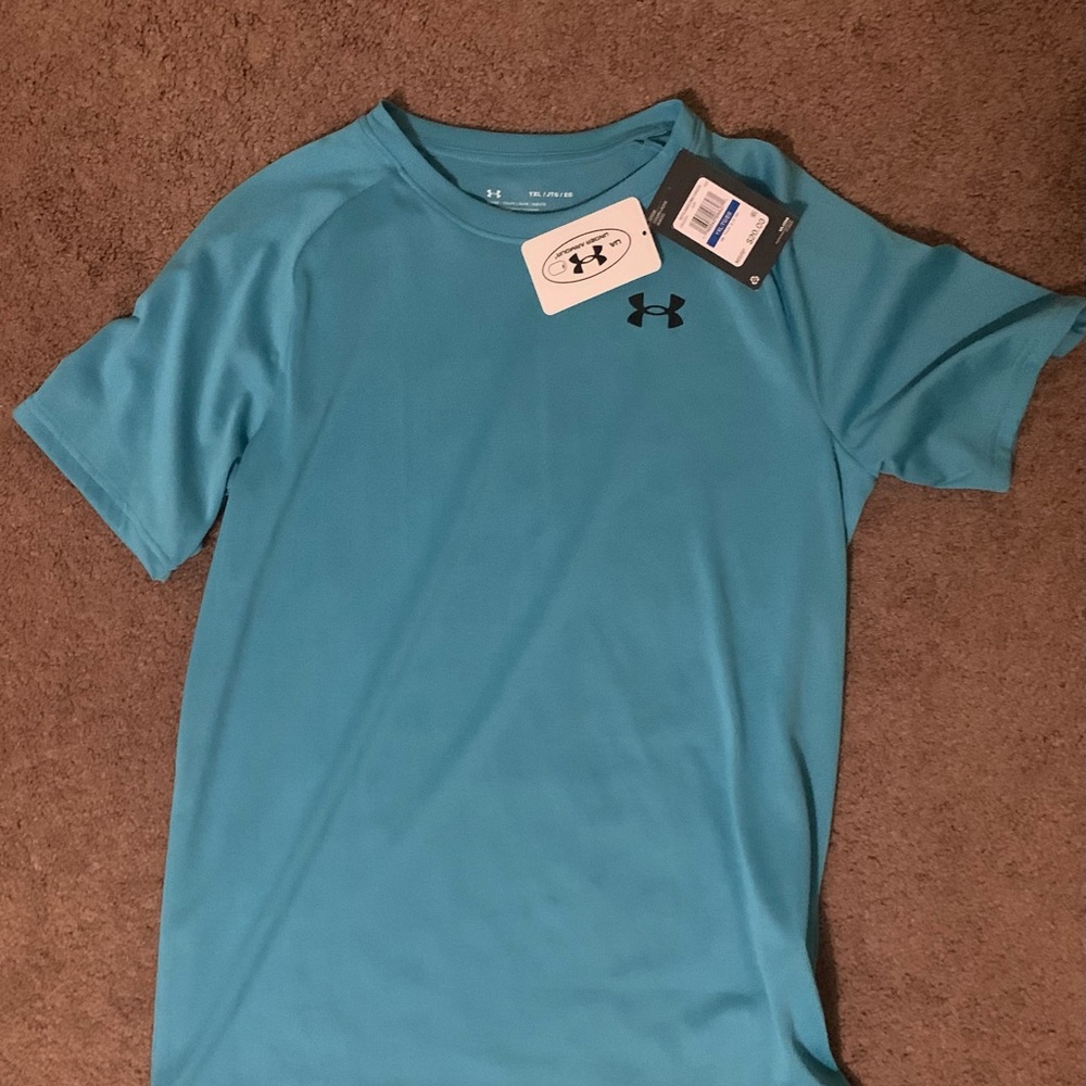 Youth XL dry fit t shirt brand new with tags
